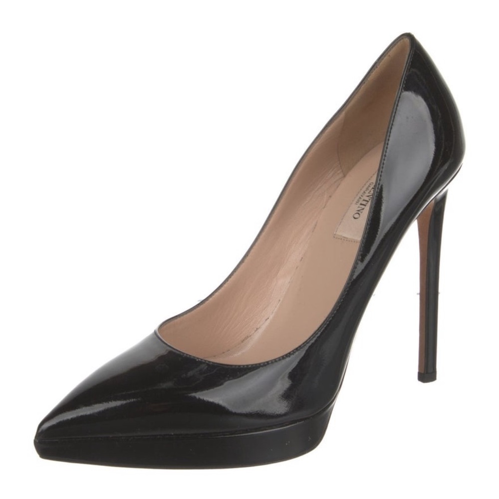 Valentino Women's Black Patent Leather Pumps Size 9
